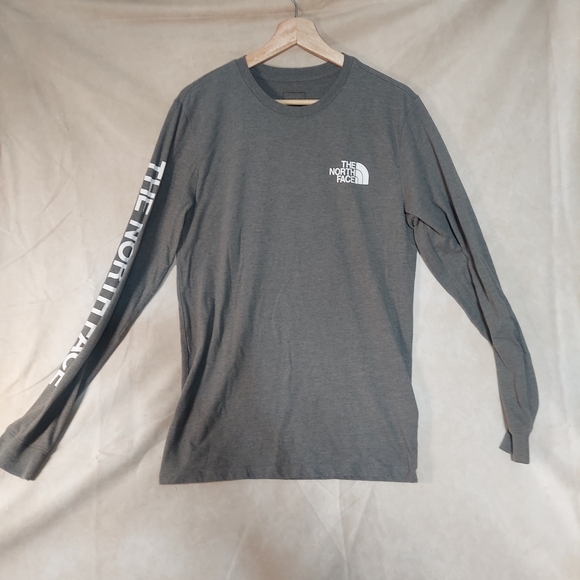 The North Face Men's Small Heather Grey Long Sleeve Graphic Hit Logo Tee EUC - Picture 2 of 10